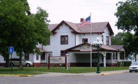 Emblom Brenny Funeral Service - East Chapel - Little Falls Minnesota