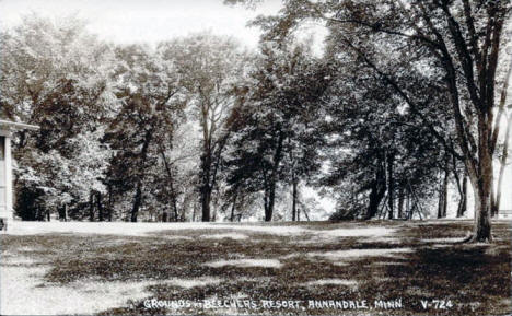 Grounds at Beecher's Resort, Annandale Minnesota, 1946