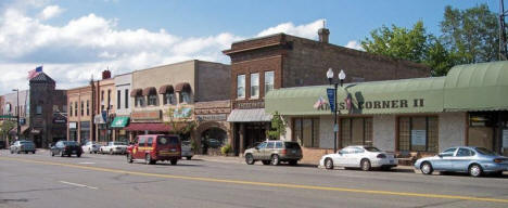 Street scene, Anoka Minnesota, 2006