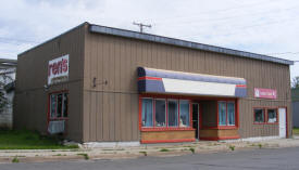 Ren's Consignment Store, Aurora Minnesota