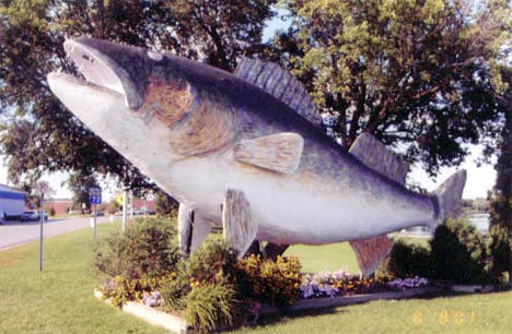 Willie Walleye, Baudette, Minnesota, 2001