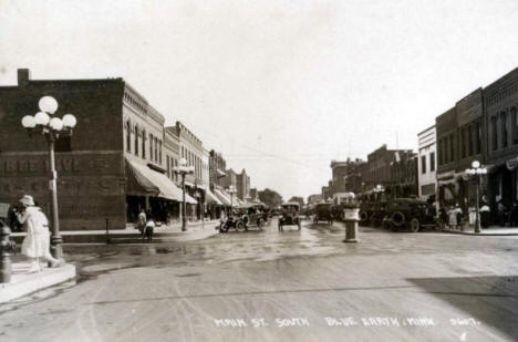 Main Street, Blue Earth Minnesota, 1920's