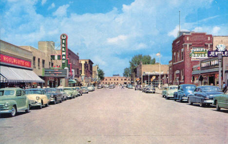 Street scene, Willmar Minnesota, 1950's