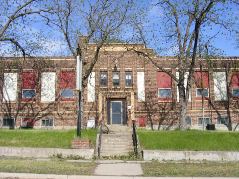 Former Dunnell School, Dunnell Minnesota, 2014