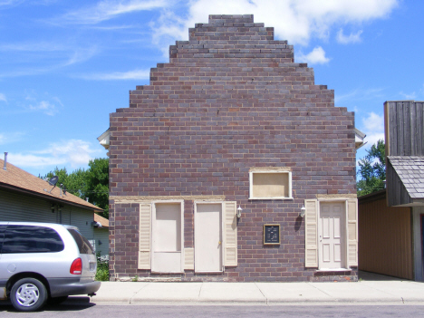 Street scene, Elysian Minnesota, 2014