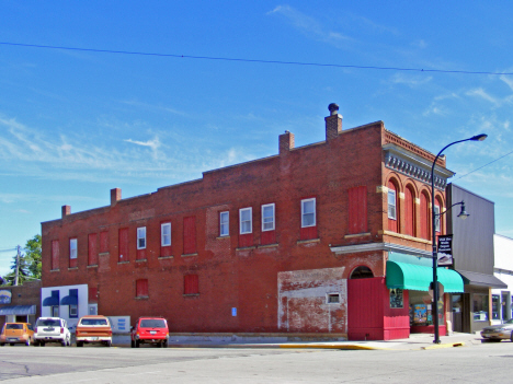 Street scene, Wells Minnesota, 2014