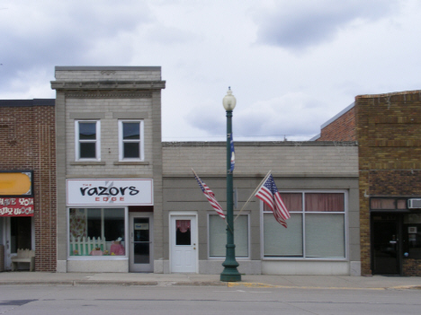 Street scene, Winnebago Minnesota, 2014