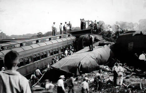 Train wreck at Annandale, Minnesota, 1922