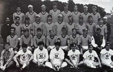 Mounds View High School soccer team, 1971