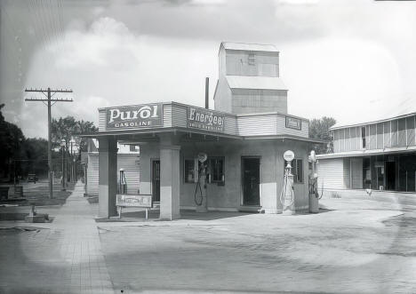 Purol Gas Station, Houston, Minnesota, 1920s
